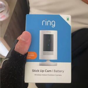 Ring Stick Up Cam (Battery) – Brand New